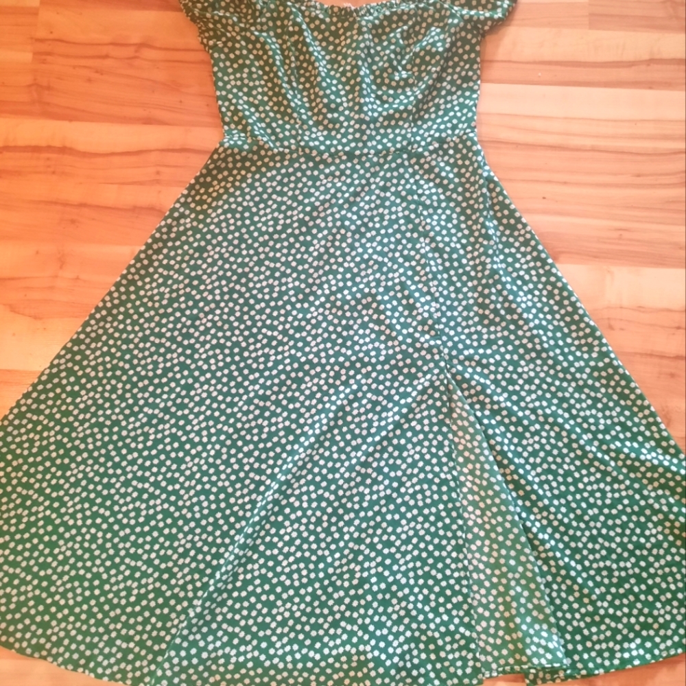 Green and white dress, size medium
